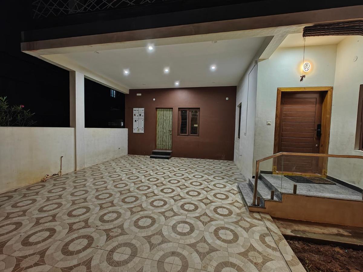 Beautiful 4Bhk Duplex Villa Мисор Екстериор снимка