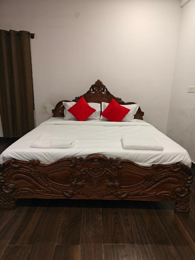 Beautiful 4Bhk Duplex Villa Мисор Екстериор снимка