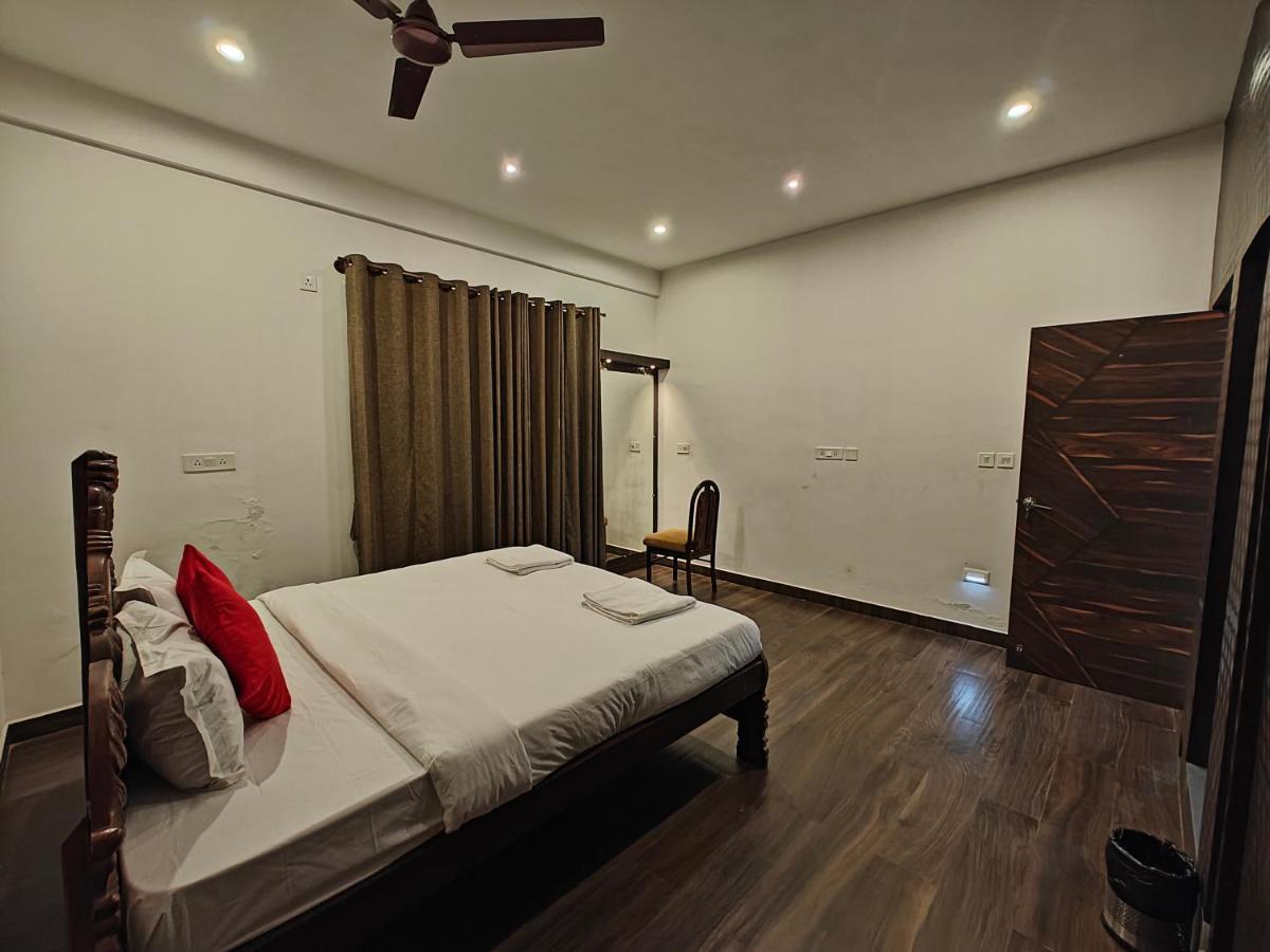 Beautiful 4Bhk Duplex Villa Мисор Екстериор снимка